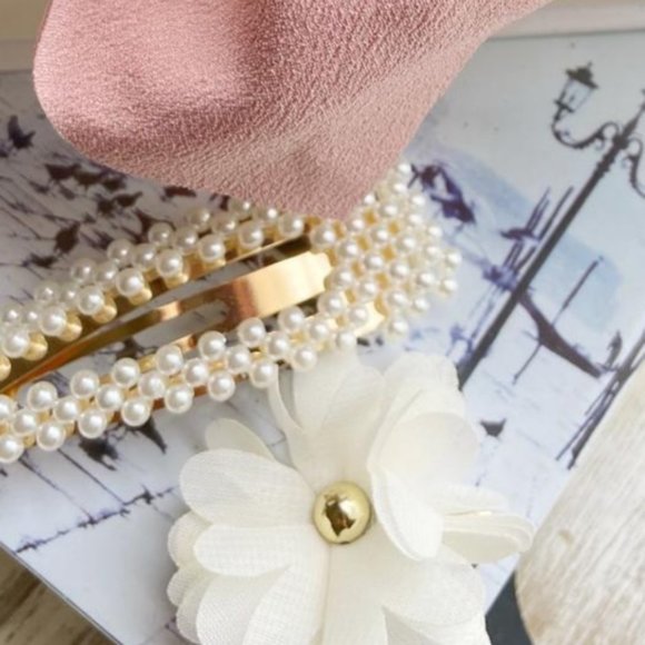 KNOT SCARF PEARL EMBELLISHED HAIR CLIPS SET - Picture 2 of 6